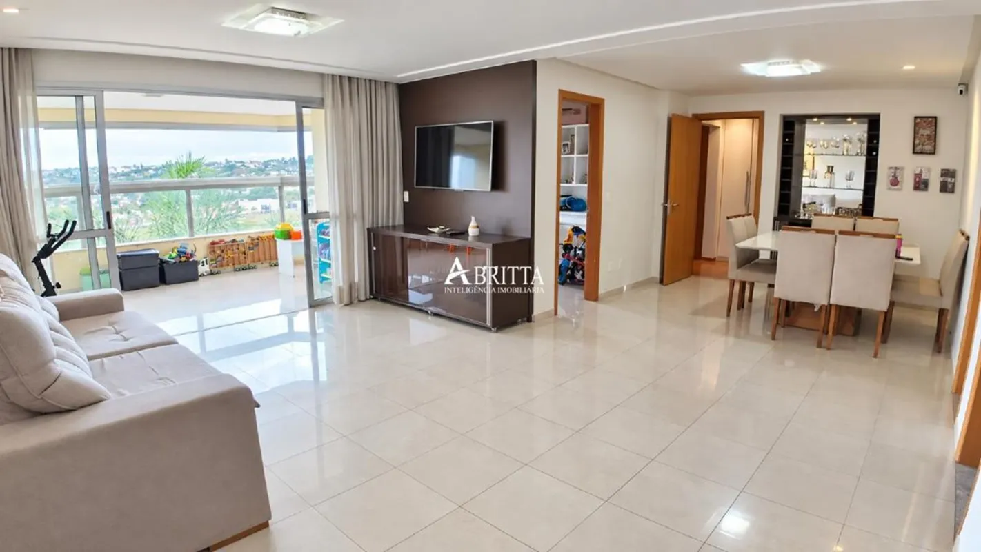 Excelente apartamento de 156m² à venda no Residencial Imprensa 1, Quadra 201 de ...