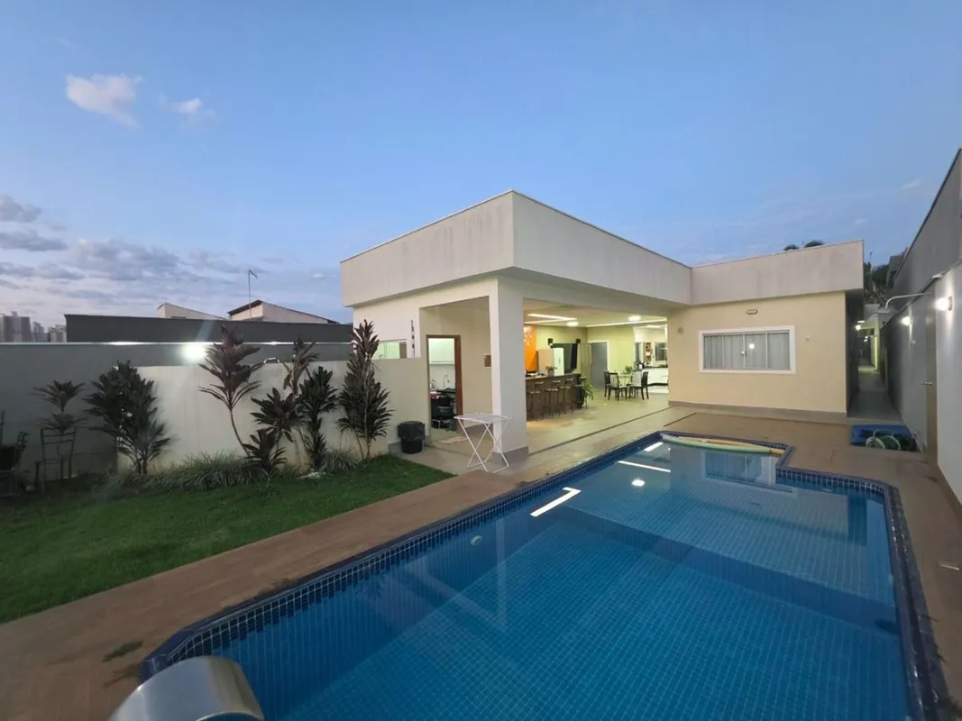 LEÕES DA CORRETAGEM VENDE O IMÓVEL QUE VOCÊ PROCURA Excelente casa em condomínio...