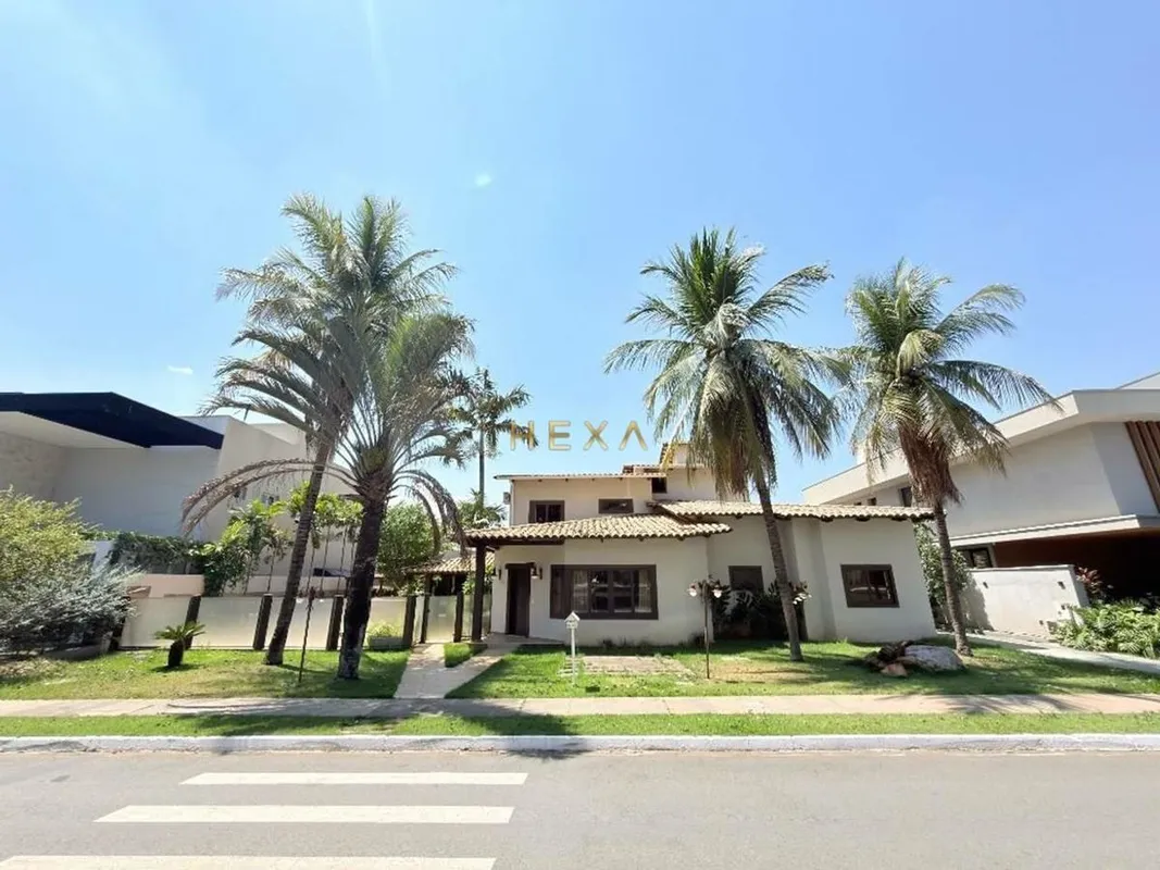 Sobrado excepcional à venda no Residencial Granville, em Goiânia, localizado em ...