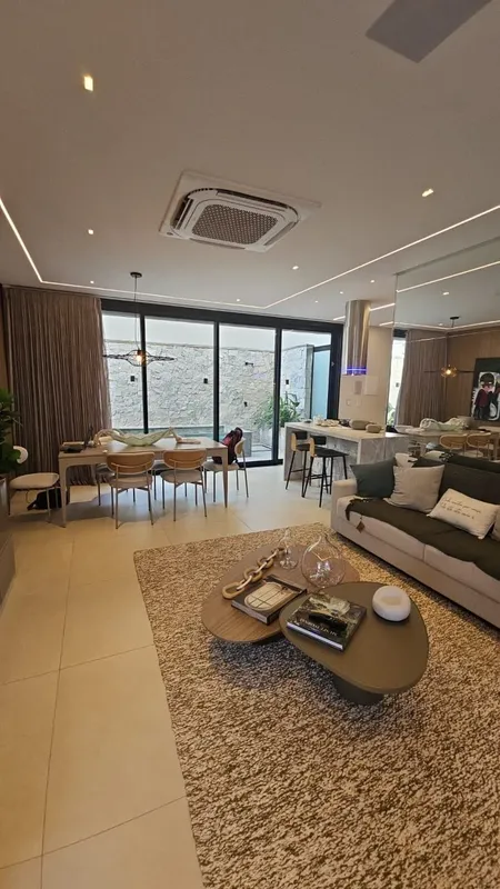 CONDOMÍNIO DE SOBRADOS - ELEGANCE RESIDENCE- 158 m² de área total- 138 m² de áre...