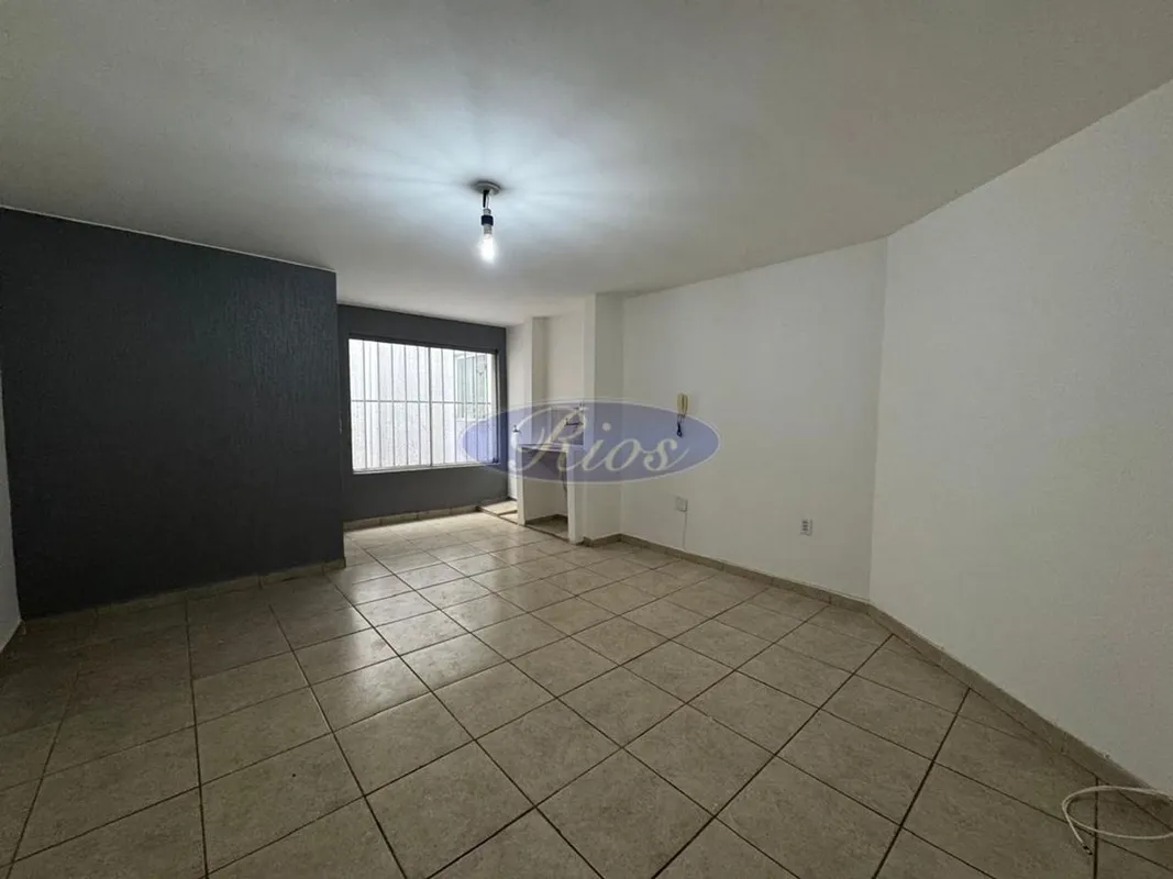 RIOS IMÓVEIS ALUGA EXCELENTE APARTAMENTO DE 1 QUARTO NA QUADRA CLN 7 BLOCO D LOT...