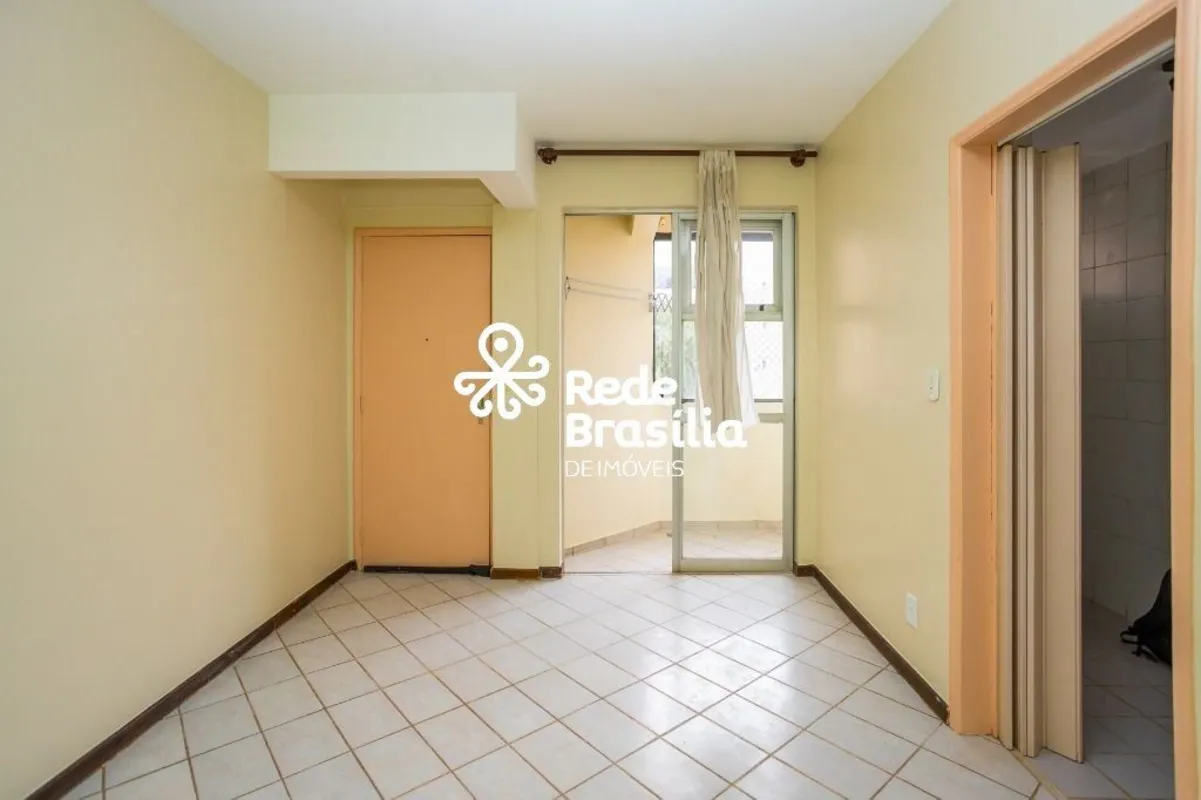 Apartamento à venda na QE Lúcio Costa, Guará - 3 quartos e 1 vagaExcelente apart...