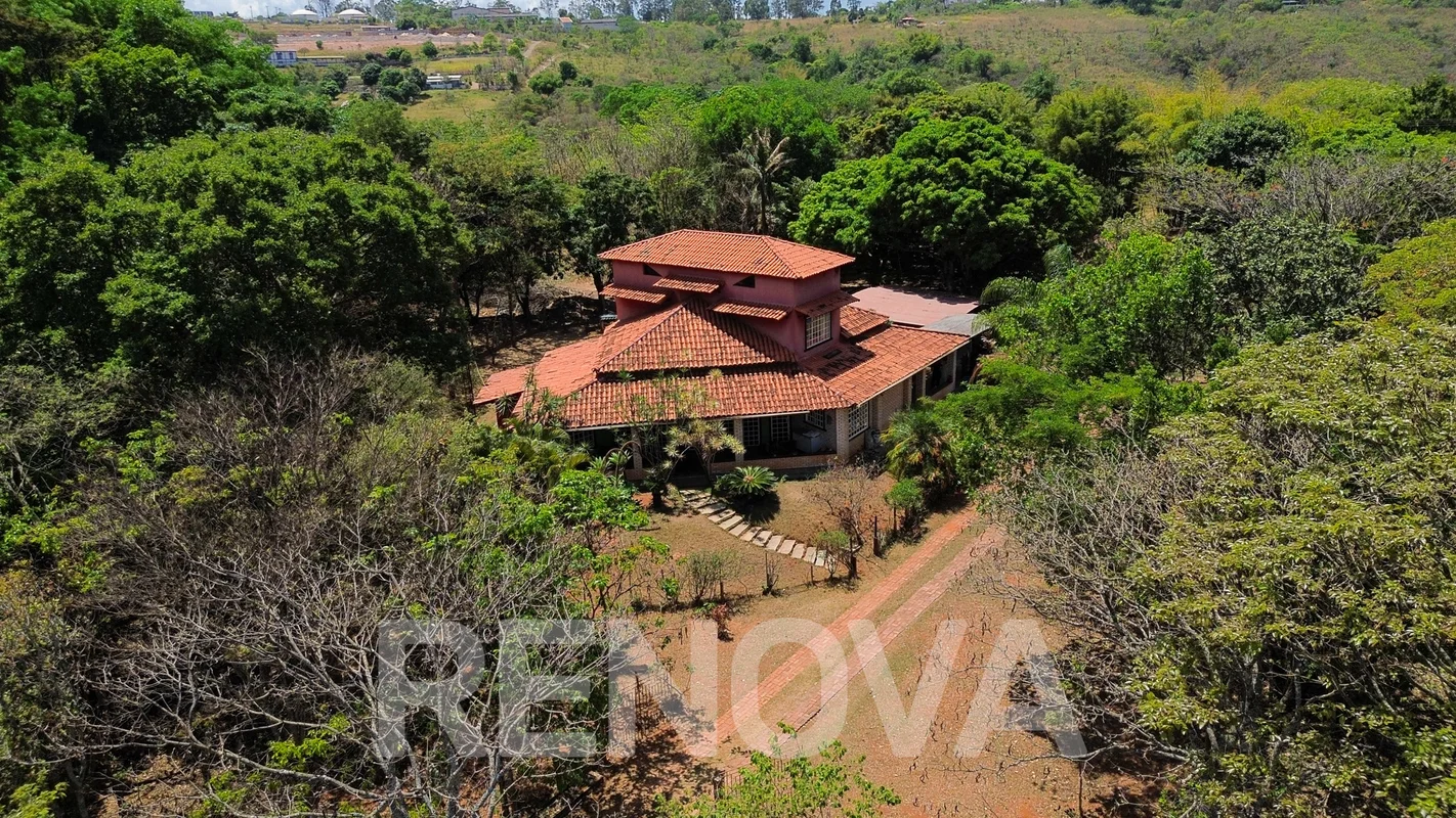 Uma propriedade diferenciada na região do Taquari, com 22.489 m² de terreno, mui...