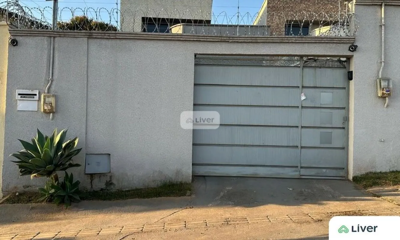?? CASA COMPLETA, MODERNA E PRONTA PARA MORAR! ??? Localizada próxima ao Parque ...