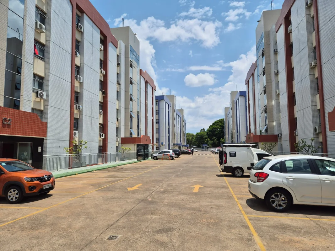 Descubra uma oportunidade única na ASA Sul, em Brasília: um aconchegante kitnet ...