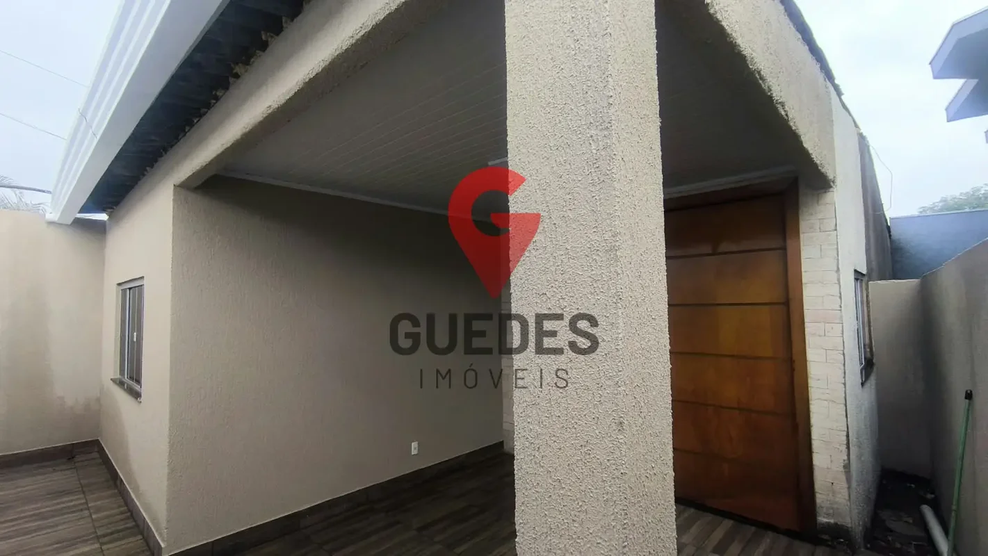 OPORTUNIDADE DE CASA Á VENDA!!!SALA DE ESTAR;COZINHA COM ARMÁRIOS PLANEJADOS E F...