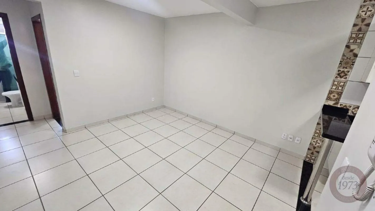 .CINZEL IMOBILIÁRIA A MAIS DE 50 ANOS NO MERCADO, ALUGA KITINETE NO RIACHO FUNDO...