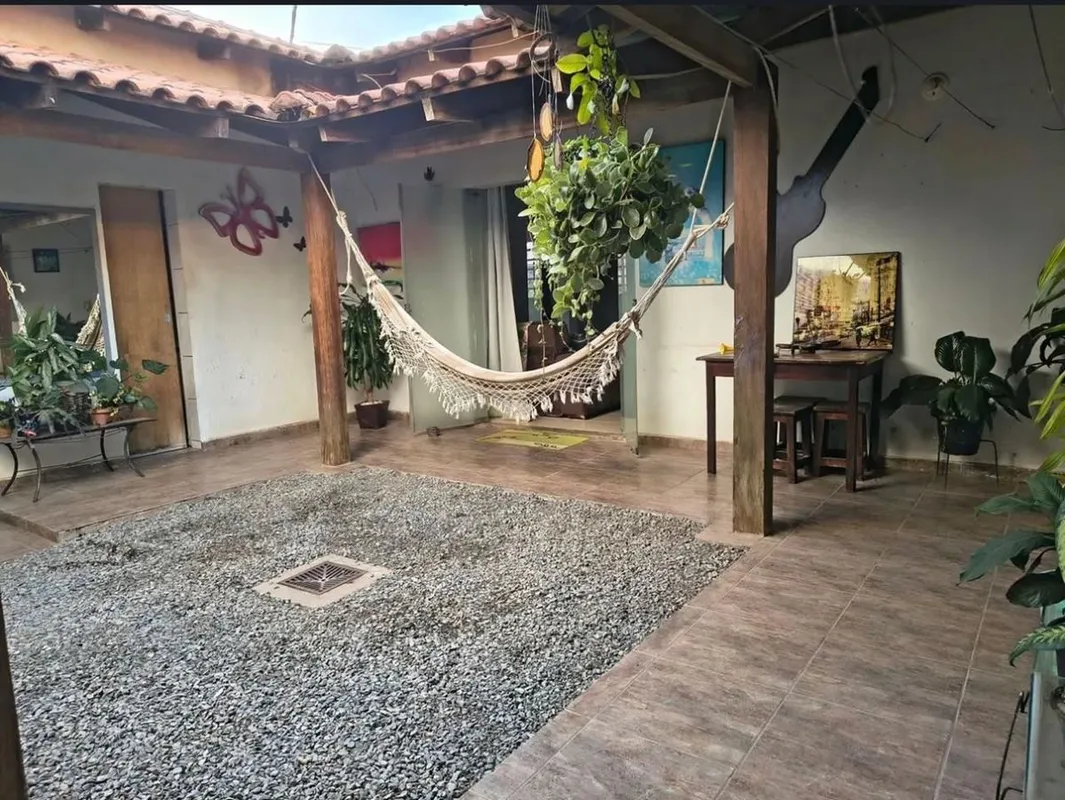 LEÕES DA CORRETAGEM VENDE O IMÓVEL QUE VOCÊ PROCURAExcelente oportunidade em Arn...
