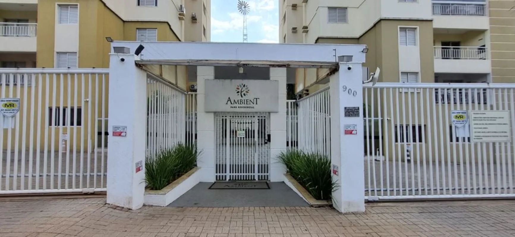 Destaques do imóvel- Moveis planejados em todo apartamento- Cozinha americana co...
