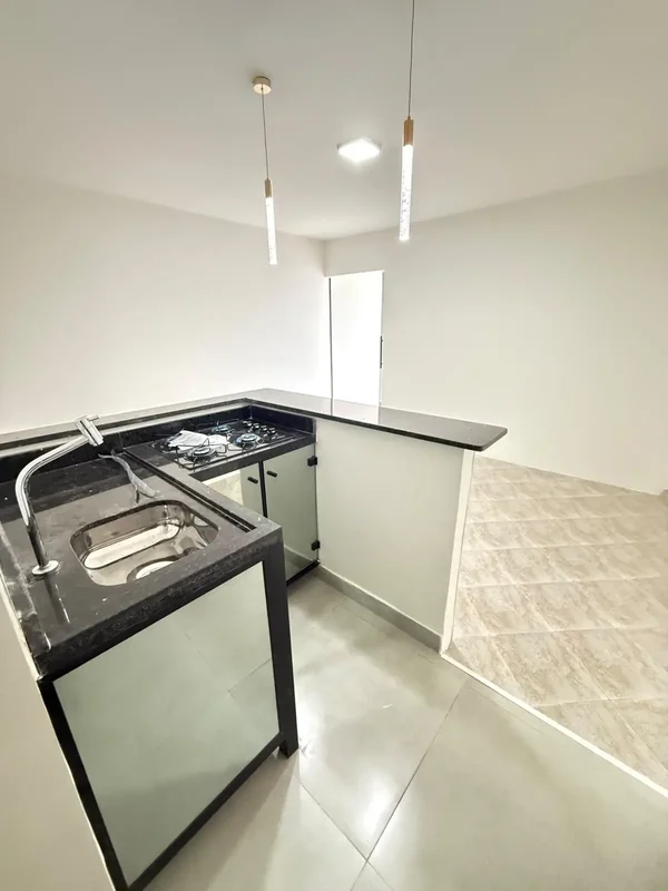 JDM IMOBILIÁRIA ALUGA:Apartamento na QN 07 CJ 02 - Riacho Fundo I - 01 dormitóri...