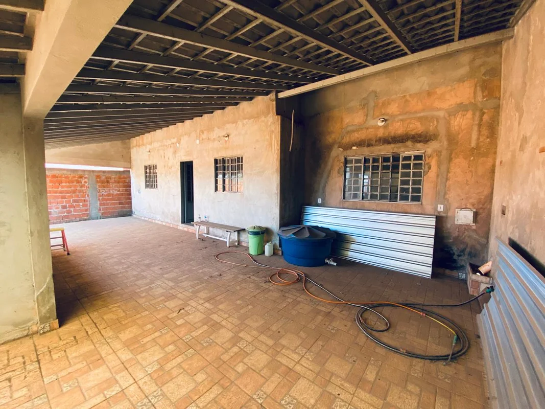 CASA À VENDA – POR DO SOL CEILÂNDIAExcelente oportunidade para quem busca espaço...