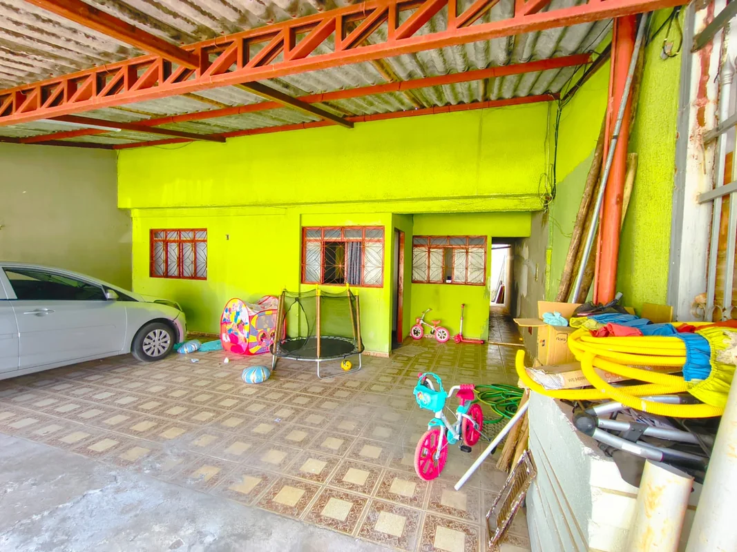 CASA À VENDA NA QNO 4 – SETOR O, CEILÂNDIA/DFValor: R$ 420.000,00Excelente oport...