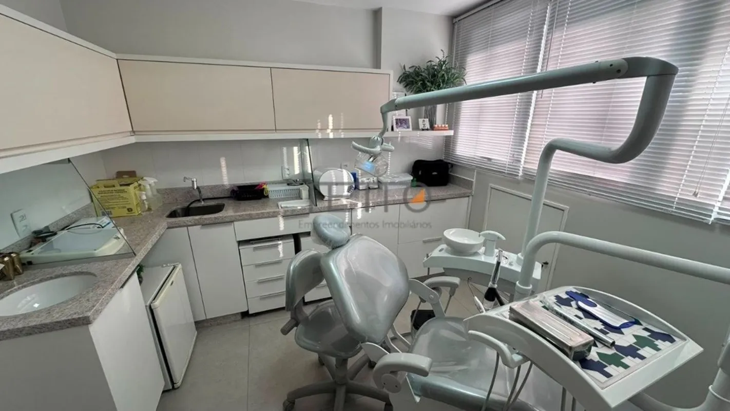 Oportunidade para quem busca um negócio pronto para operar: sala reformada, vend...