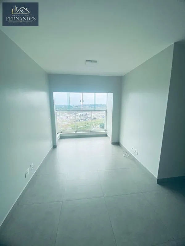IMOBILIÁRIA FERNANDES aluga excelente apartamento no Ed. Gamaggiore, no qual o m...
