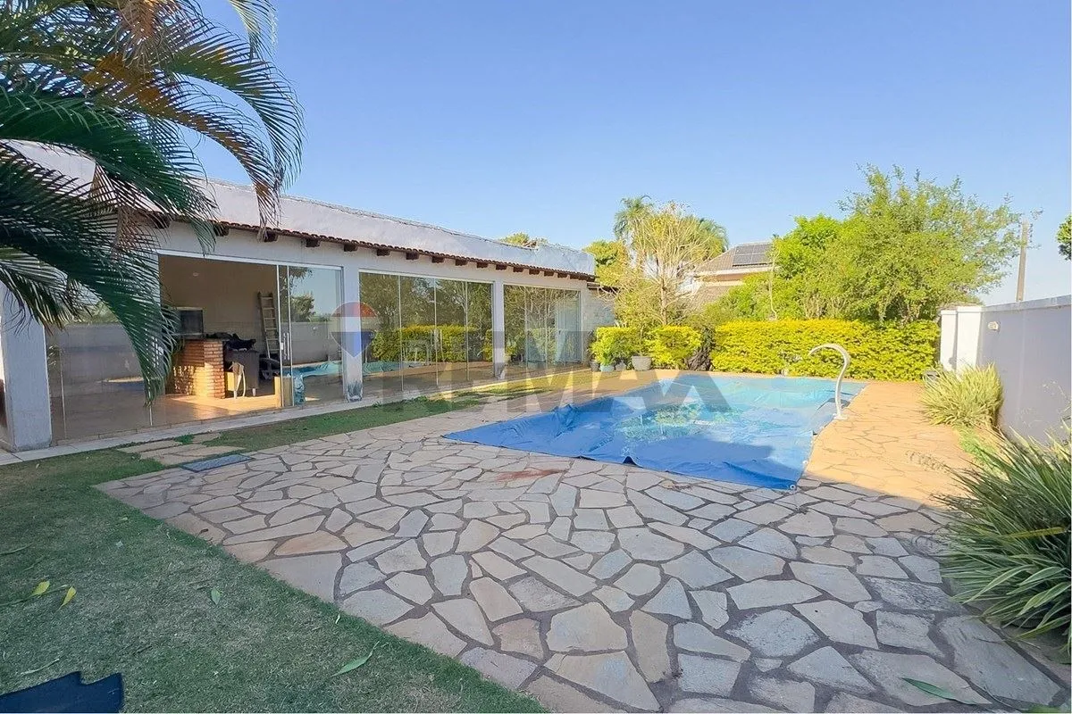 CASA TÉRREA COM AMPLO TERRENO NO GUARÁ IIResidencial Portal das Oliveiras | Seto...