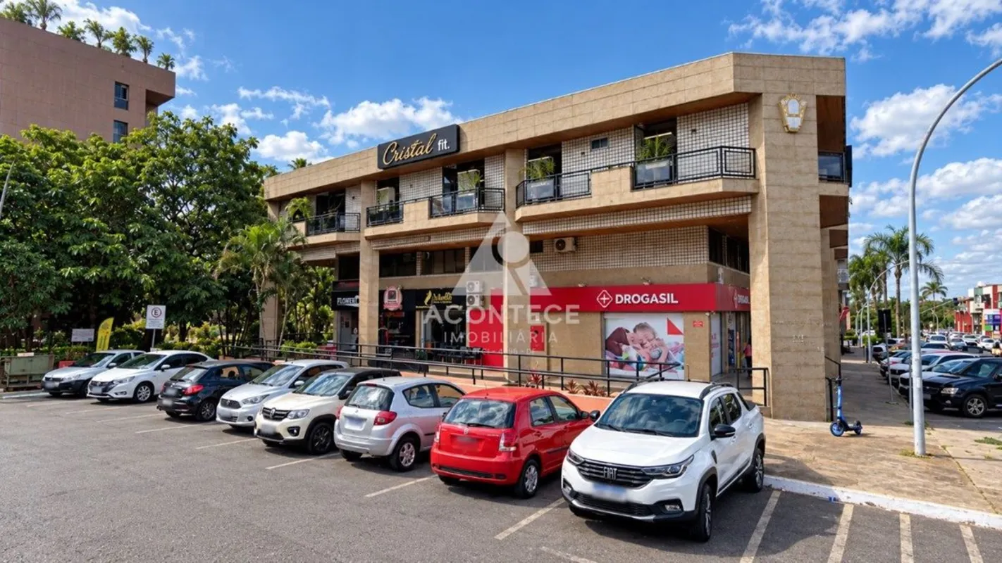 Loja Térrea, Reformada, em Localização Top! Ed. Bemvira Shopping, CLN 311 Bloco ...