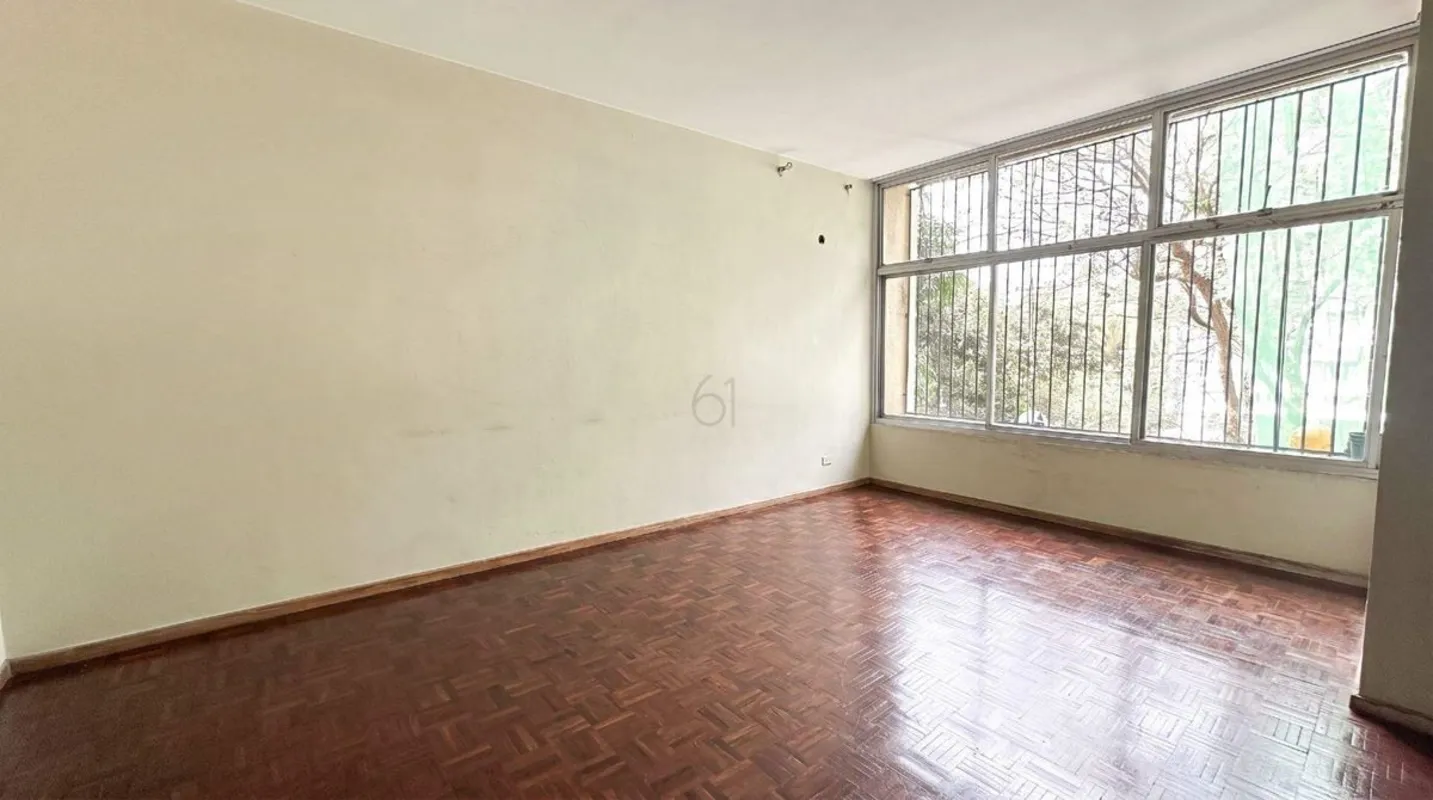 EXCLUSIVIDADE 61 IMÓVEIS.Uma planta generosa, o charme da Asa Sul e a oportunida...