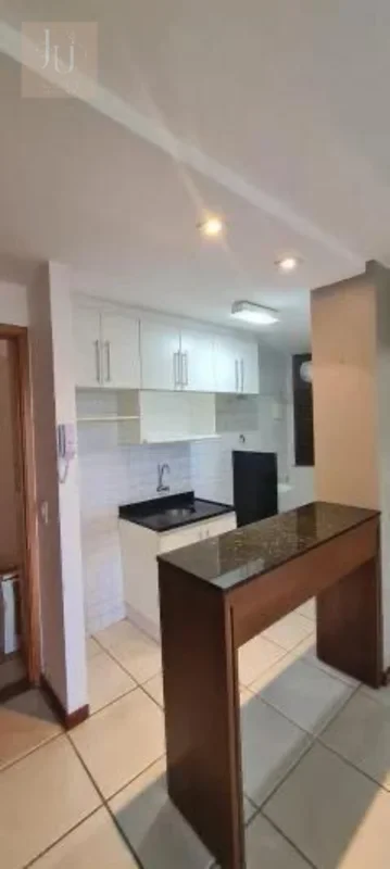 Título Sugerido: Apartamento Versátil no Lago Norte (CA 02) – Andar Alto, Vista ...