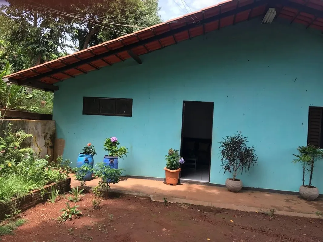 CHÁCARA À VENDA – LAZER, PRODUÇÃO E RIQUEZA EM ÁGUAA apenas 40 km de Goiânia, co...