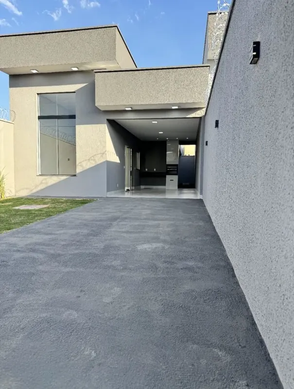 Linda casa no Jardim Veneza, Aparecida de Goiânia, GOValor de venda: 395 milJá a...