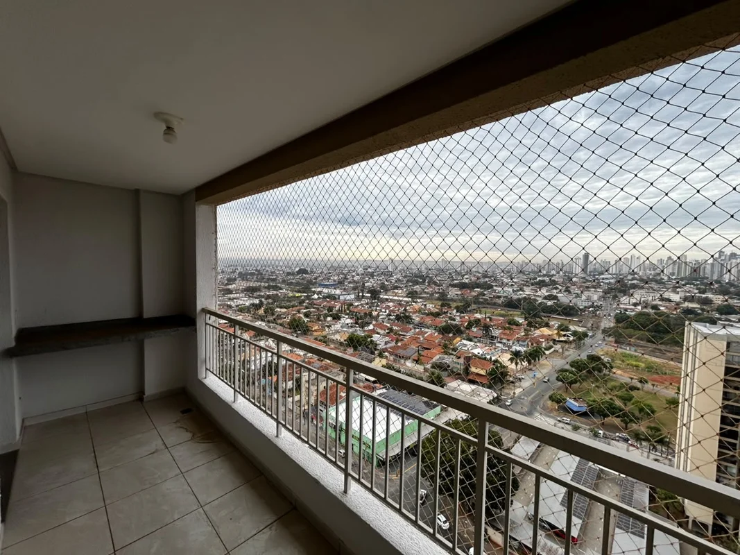 Apartamento andar alto, no 19 andar, nascente e vista maravilhosa da cidade, com...