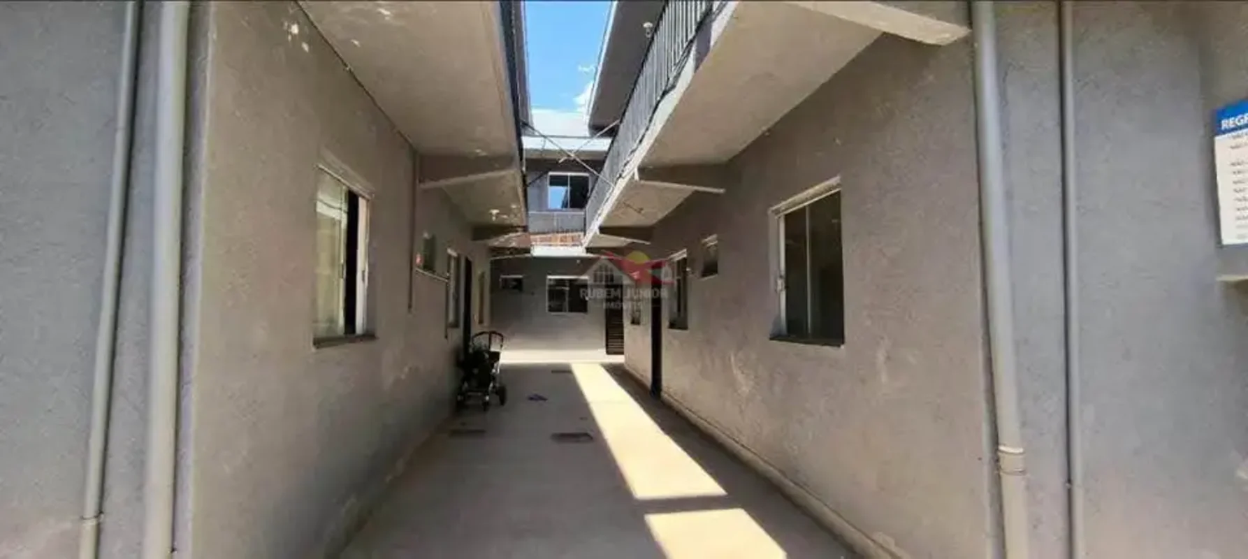 PRÉDIO COM 6 APARTAMENTOS À VENDA — SÃO FRANCISCO, SÃO SEBASTIÃO/DFLocalizado ao...