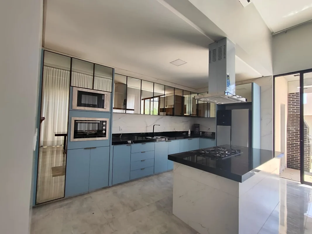 Casa Térrea Mobiliada no Residencial Jardins França Lote: 432 m²Área const.: 231...