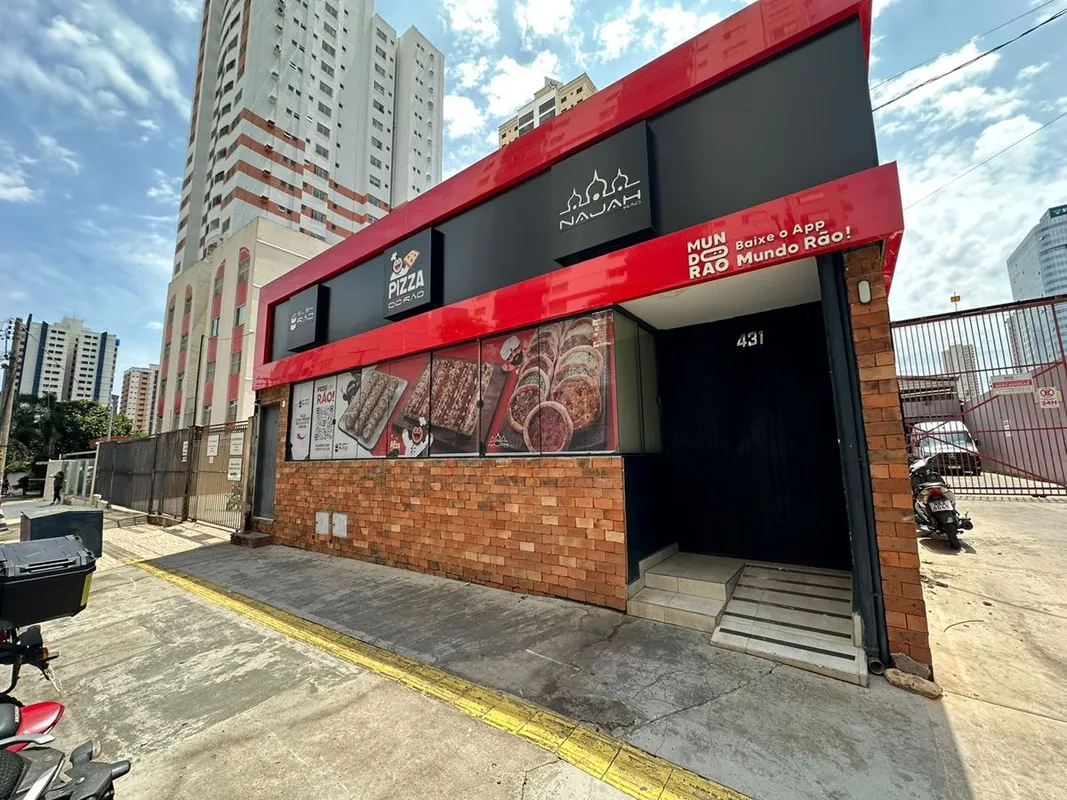 Excelente loja comercial para locação, localizada na esquina da Rua T-28 com a R...