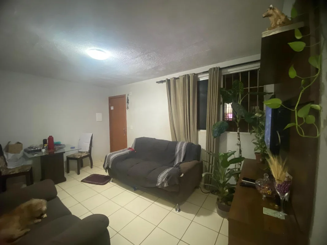 VENDE-SE UM APARTAMENTO NA QN 22 CONDOMÍNIO IPÊ AMARELO RIACHO FUNDO IIApartamen...