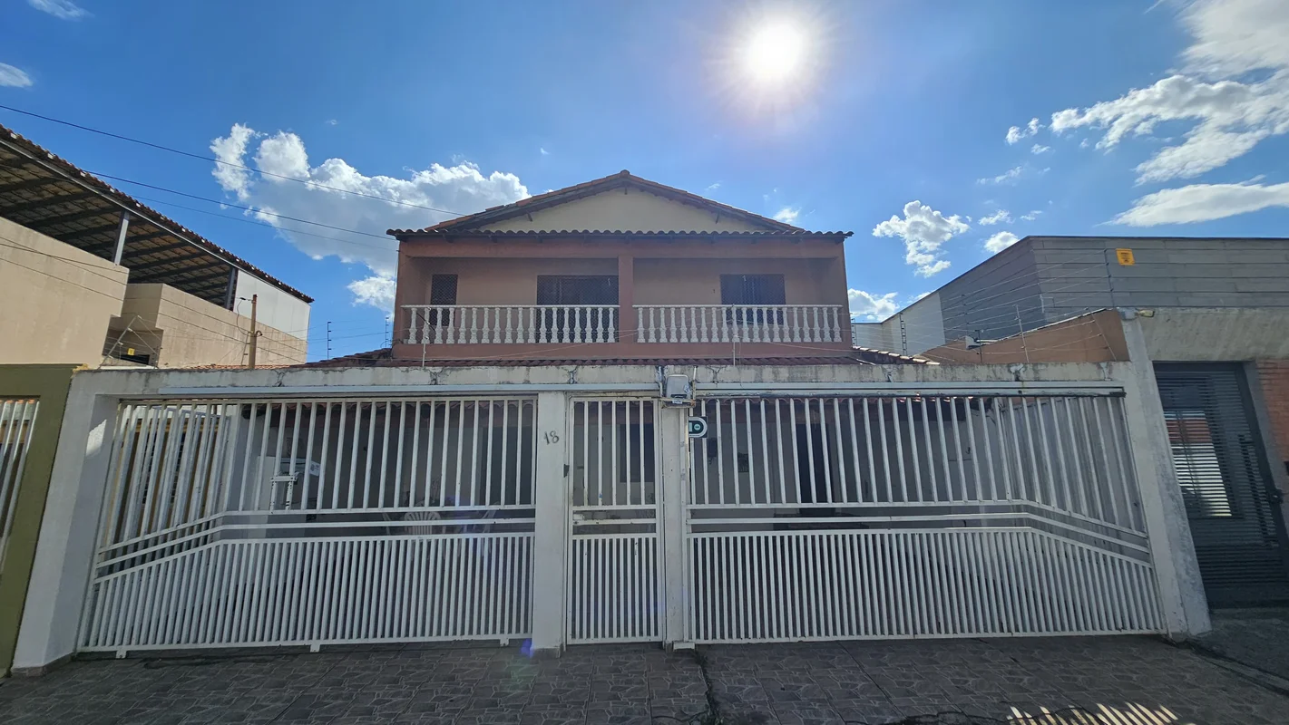 CASA À VENDA NO GUARÁ II – QE 13, CONJUNTO C | BRASÍLIA-DFCasa Nascente Lote de ...