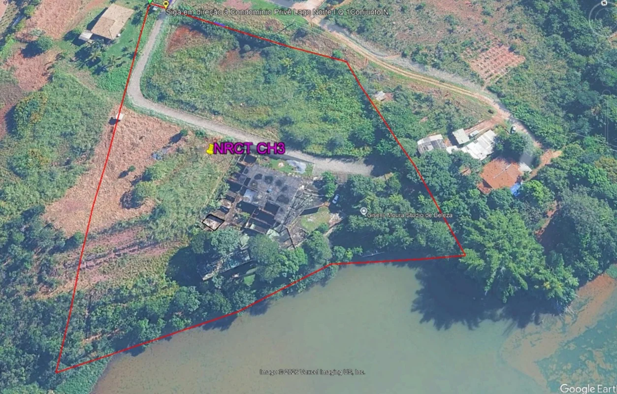 ÁREA EXCLUSIVA DE 13.000 m² ÀS MARGENS DO LAGO | PRIVÊ 1 – LAGO NORTEUma oportun...