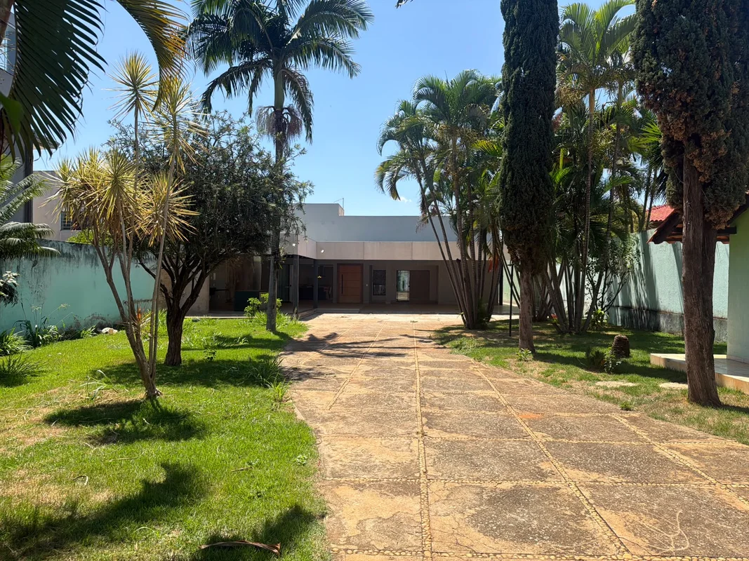 Setor habitacional Vicente Pires Trecho 3Lote de 809,55 m2 com área útil de 250m...