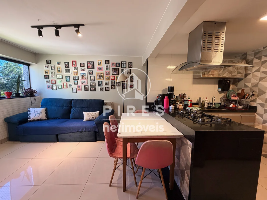 APARTAMENTO REFORMADO | 3 QUARTOS COM SUÍTE | QUADRA 207 | 2º ANDAR!Se você proc...