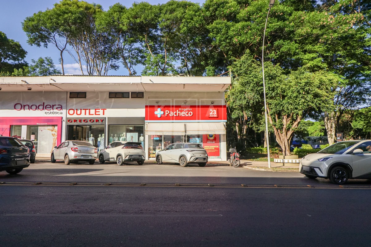 LOJA DE ESQUINA | CLS 304 SULVisibilidade, localização e potencial comercialLoca...