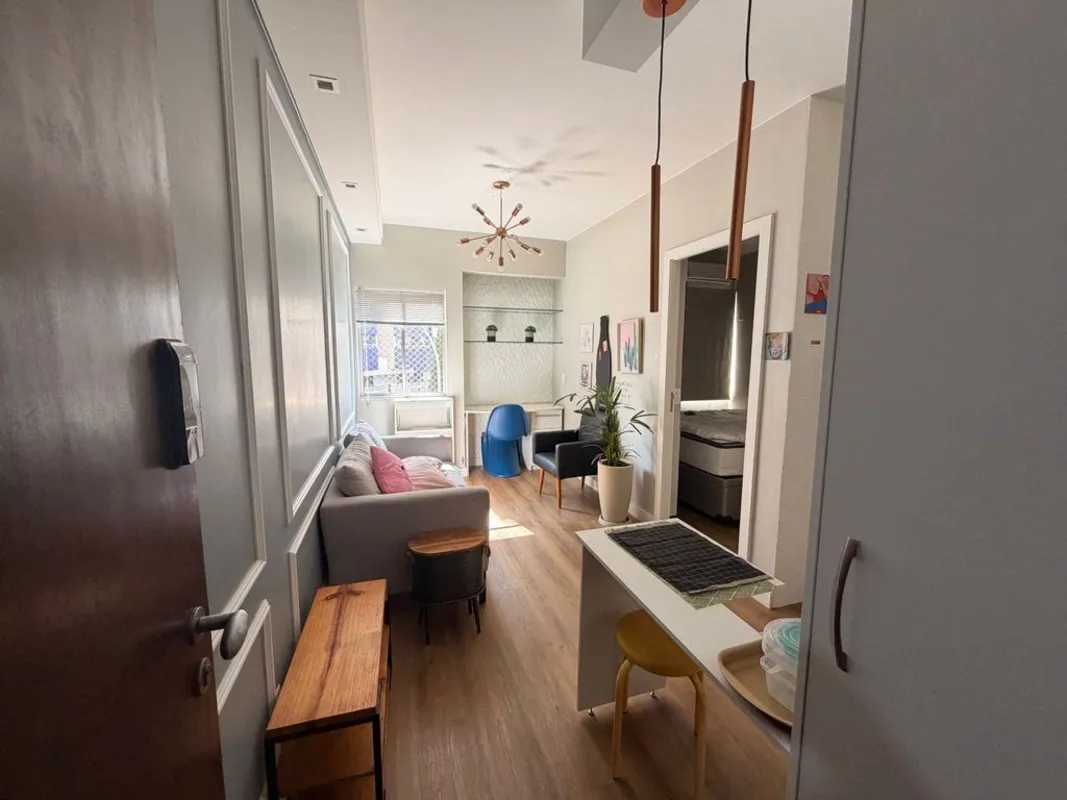 CCSW 01 - KITINETE MOBILIADAOportunidade Exclusiva: Apartamento Totalmente Refor...