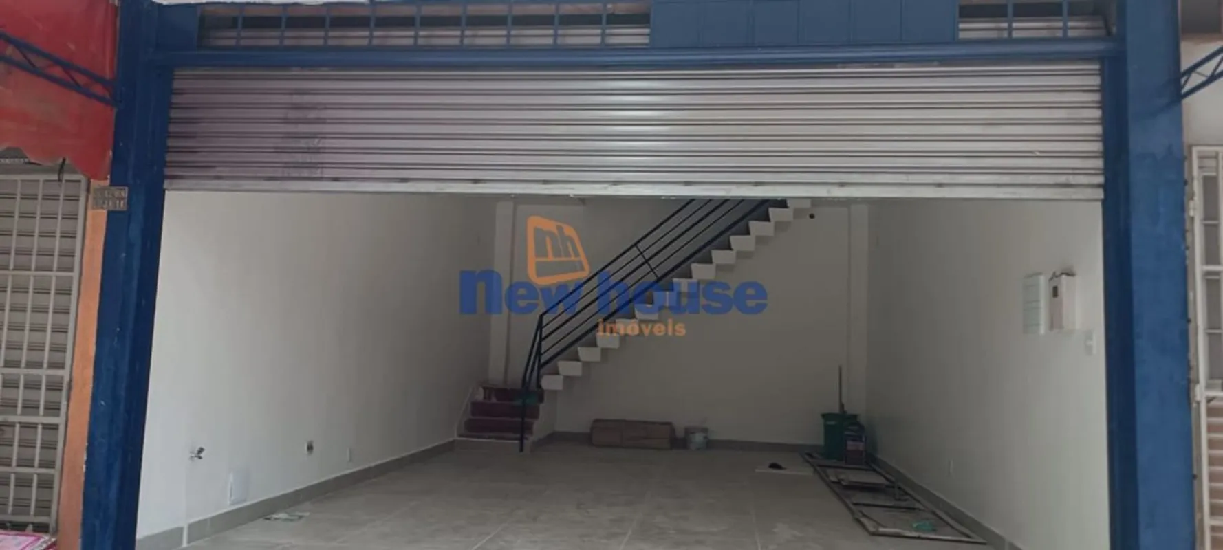 Vendo Loja C 12 centro de Taguatinga 65 M² ainda tem um Mezanino, porta com cont...