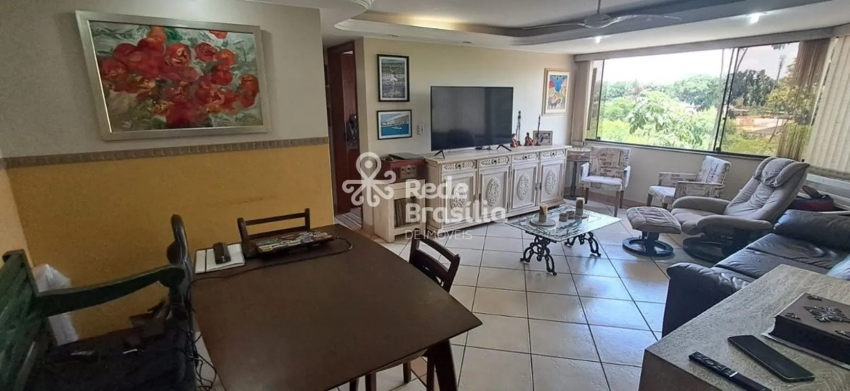 SHCGN 705 | Apartamento 2 Quartos + DCE - Reformado com 1 Vaga de Garagem | Asa ...