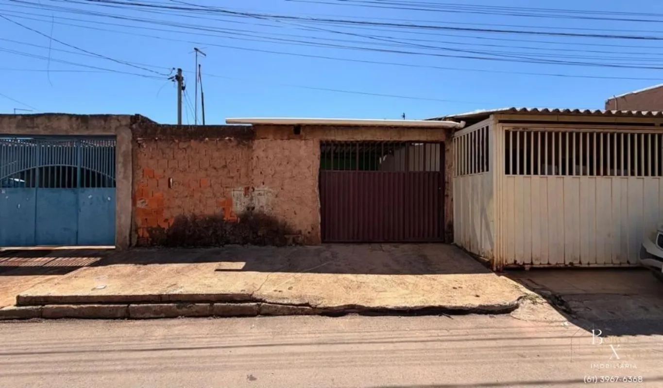 QNR 5 - Casa de 2 quartos. Escritura disponívelCasa na Ceilândia Norte, na QNR 5...