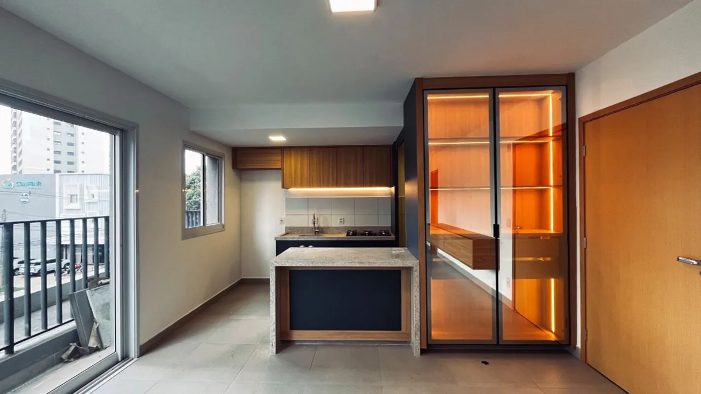 Com uma generosa Ã¡rea privativa de 102mÂ², este apartamento foi cuidadosamente ...