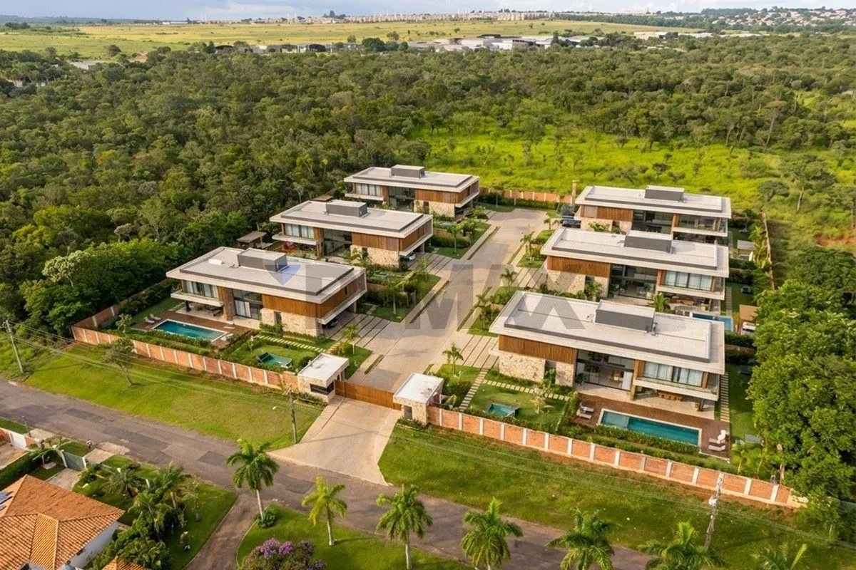 EXCELENTE LOCALIZAÇÃO !!!! MI 13 VISTA LIVRE . MARQUE SUA VISITA AGORA !!CONDOMÍ...