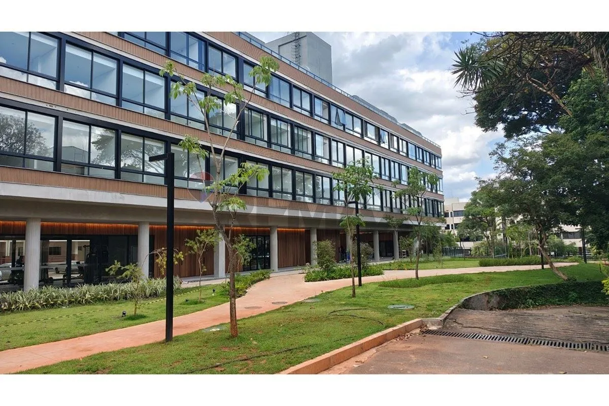 APARTAMENTO NOVO !!!! NO CORAÇÃO DE BRASILIA. PERTO DE TUDO !!!!SQN 402. VENHA S...