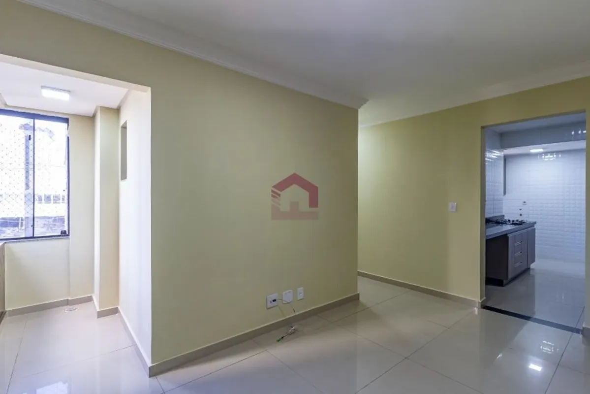 Fernandes & Coelho Imóveis apresenta um excelente apartamento de 74m² no Residen...