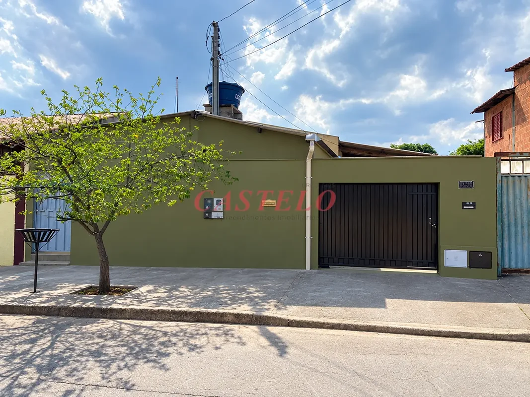  4 Quartos 2 BanheiroCozinha SalaÁrea de serviço Garagem para 3 carros(C) 26/10/...