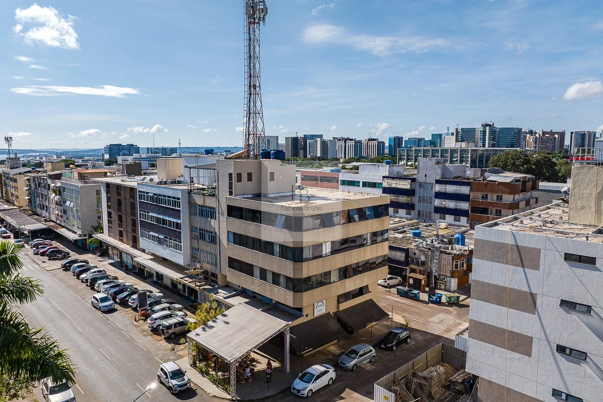 Prédio comercial à venda no SCRN 702/703, na Asa Norte, com 989 m² de área const...