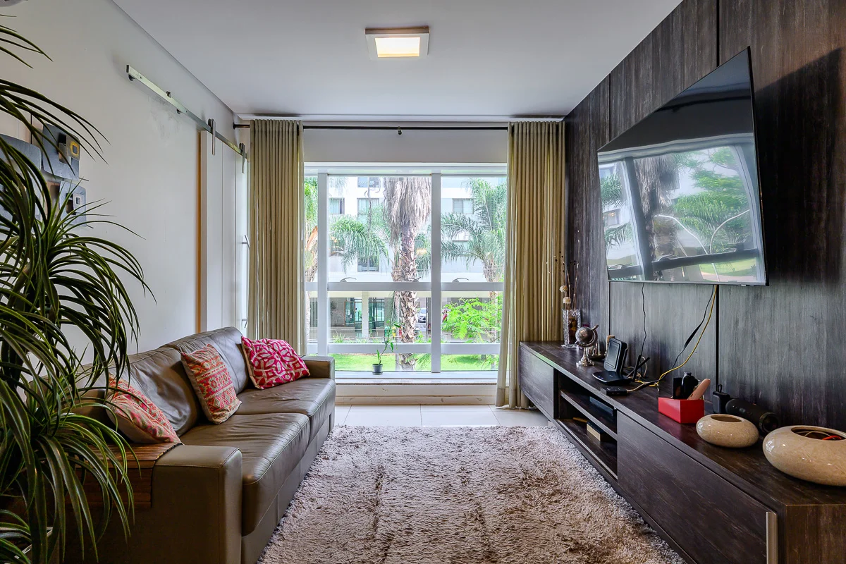 LINDO APARTAMENTO DE 2 QUARTOS, 1 SUÍTE, 2 VAGAS E VISTA PARA O VERDE!Excelente ...