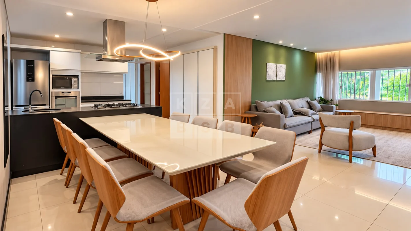 Apartamento reformado e semimobiliado na SQS 208, Asa Sul, com 118 m², planta va...