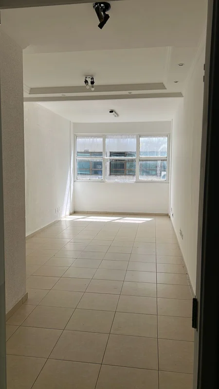 Sala Comercial 28 m² no SCS Quadra 2 | 3 Meses de CarênciaCondição especial: ent...
