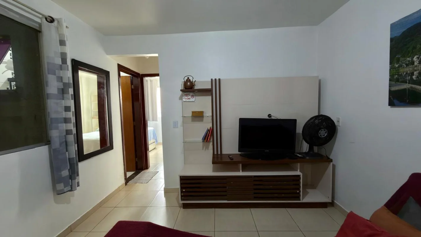 Apartamento disponível para aluguel - Mobiliado- Nascente- 02 quartos com 01 ban...