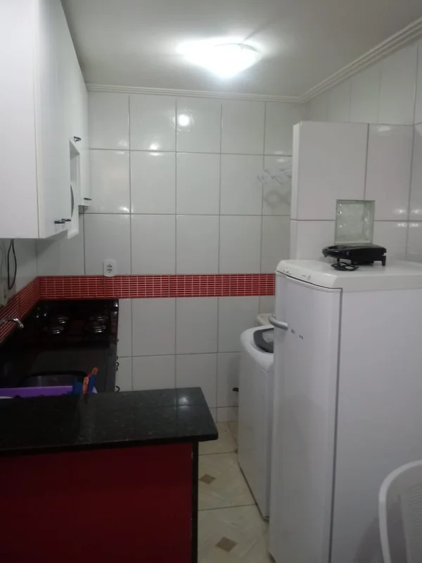 -KITNET MOBILIADA E BEM LOCALIZADA 27/10/26