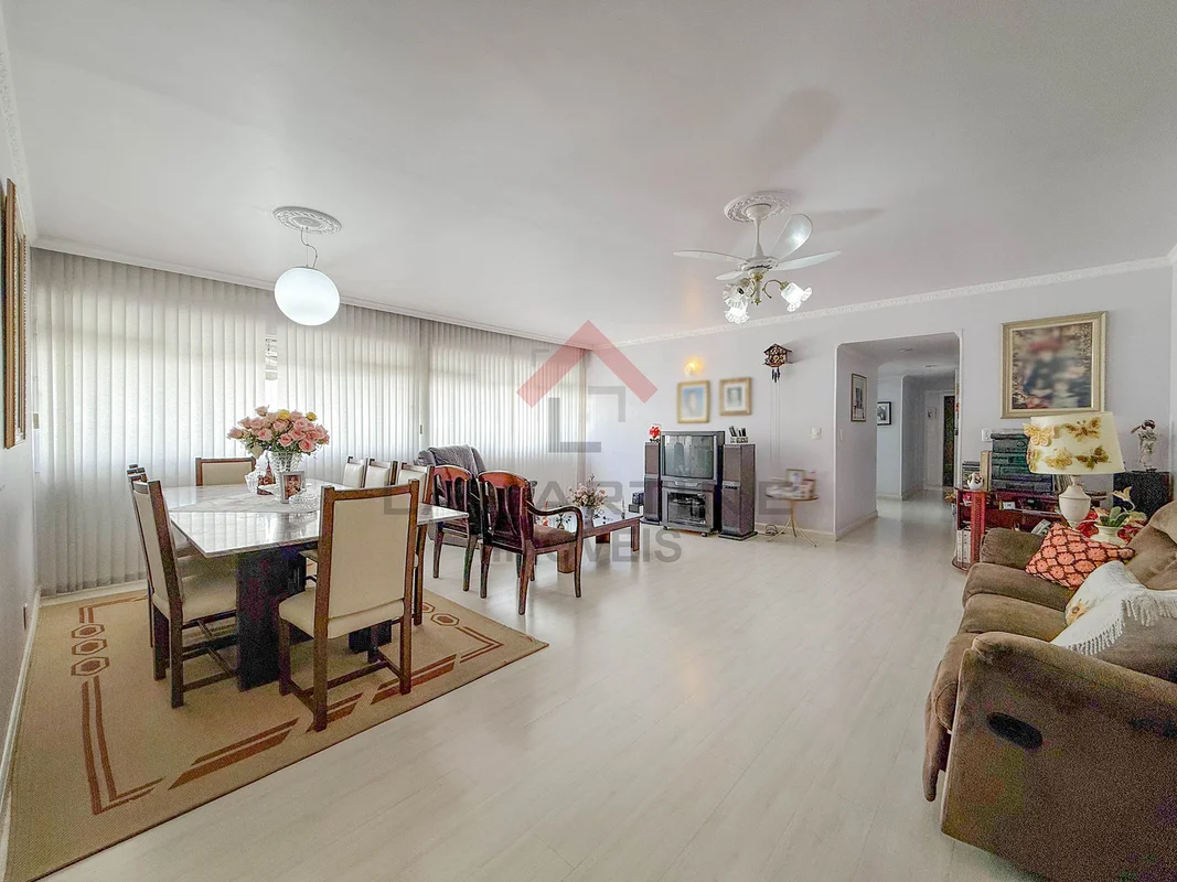 Excelente apartamento à venda na SQS 204, Asa Sul, uma das localizações mais tra...